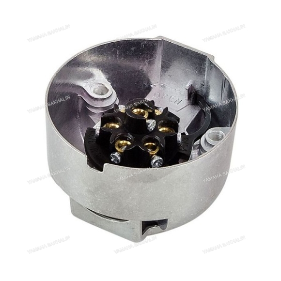 Розетка для прицепа, металлический корпус, 7 контактов Розетка для прицепа, металлический корпус, 7 контактов