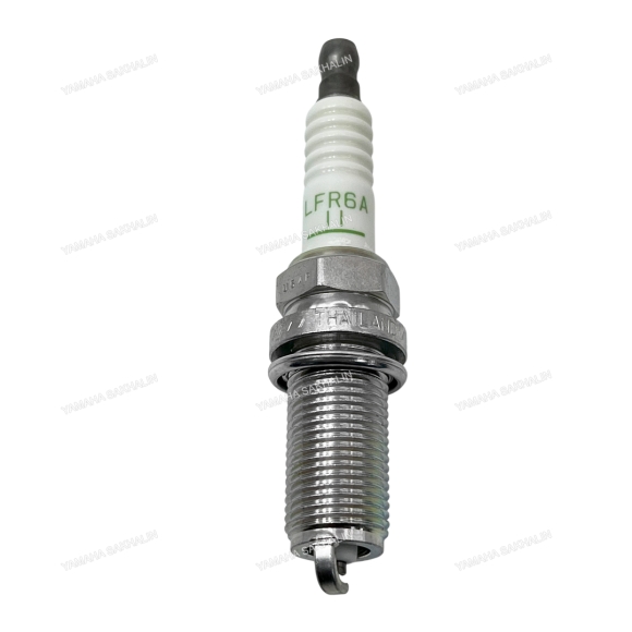 Свеча зажигания LFR6A-11 (3672)