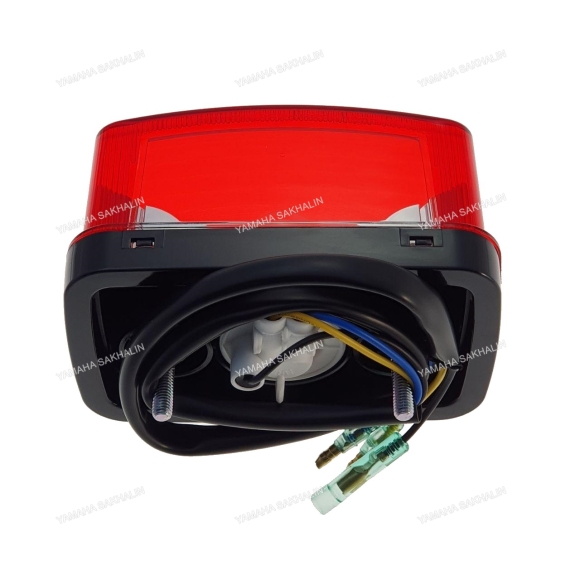 Линза (крышка фонаря) с основанием 5KM-84710-01 Линза (крышка фонаря) с основанием 5KM-84710-01