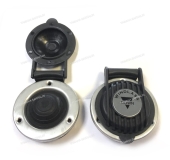 Кнопки включения якорной лебёдки (черные)